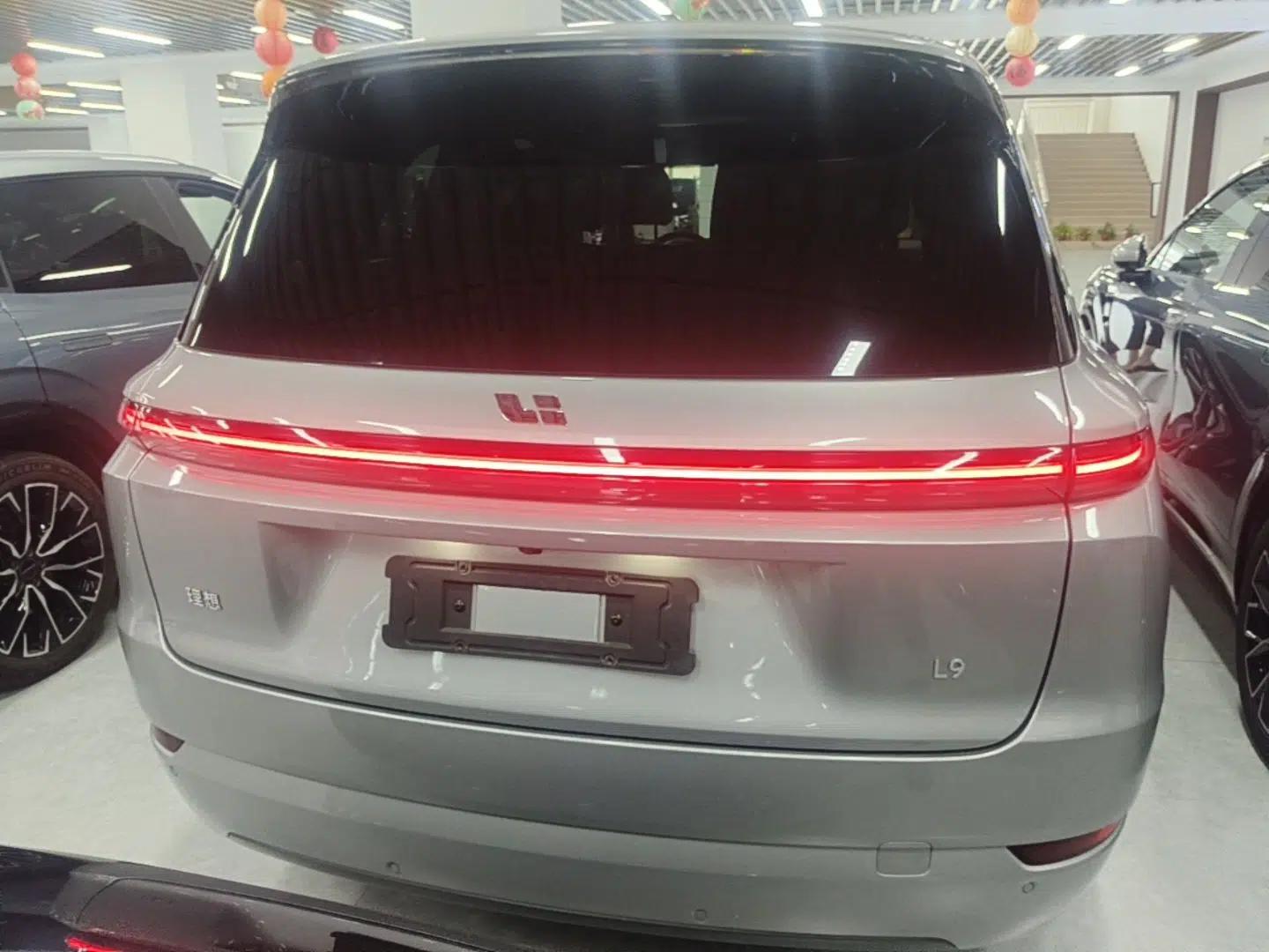 Li Auto L9 2022 Max model — миниатюра 5