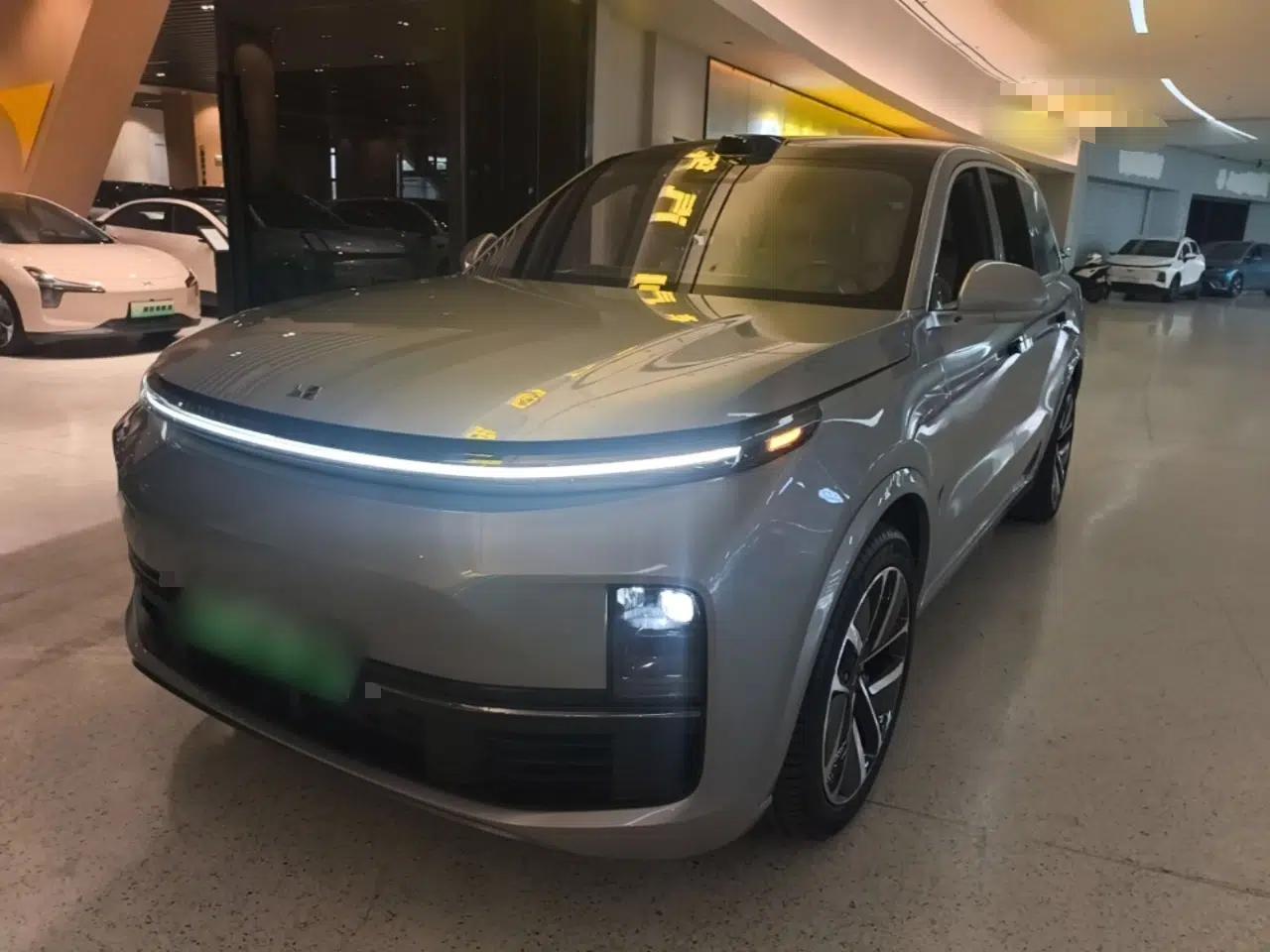 Li Auto L9 2022 Max model — миниатюра 1