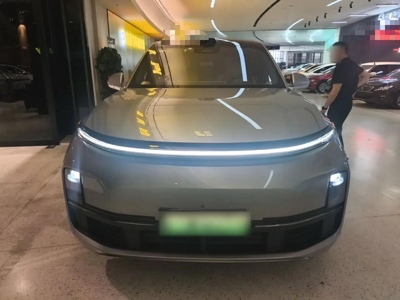Li Auto L9 2022 Max model — миниатюра 2