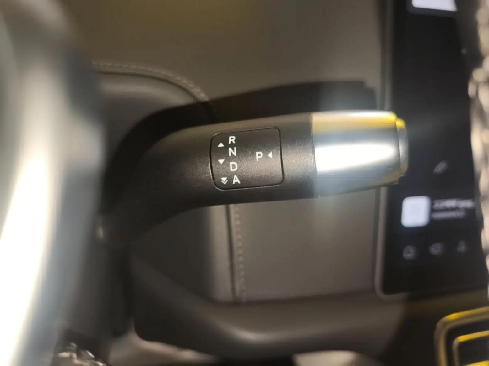 Li Auto L9 2022 Max model — миниатюра 21