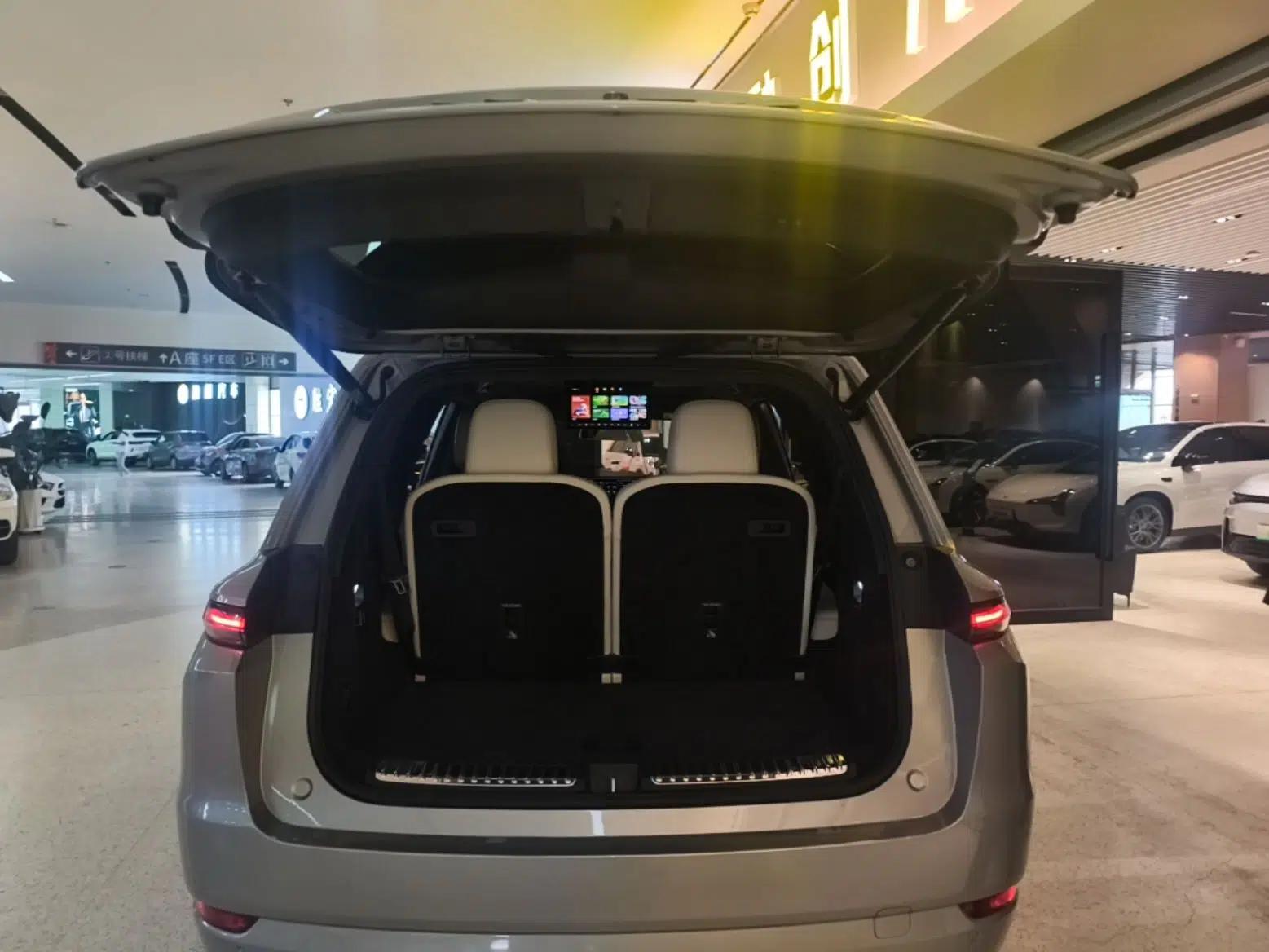 Li Auto L9 2022 Max model — миниатюра 27