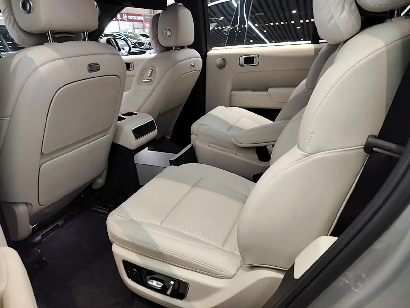 Li Auto L9 2025 Ultra Smart Refreshed Edition — миниатюра 20