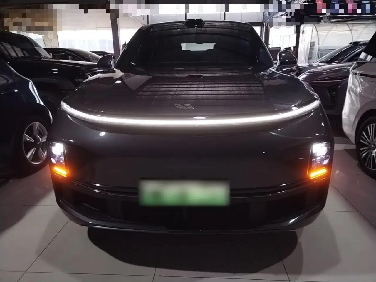 Li Auto L9 2022 Max model — миниатюра 2