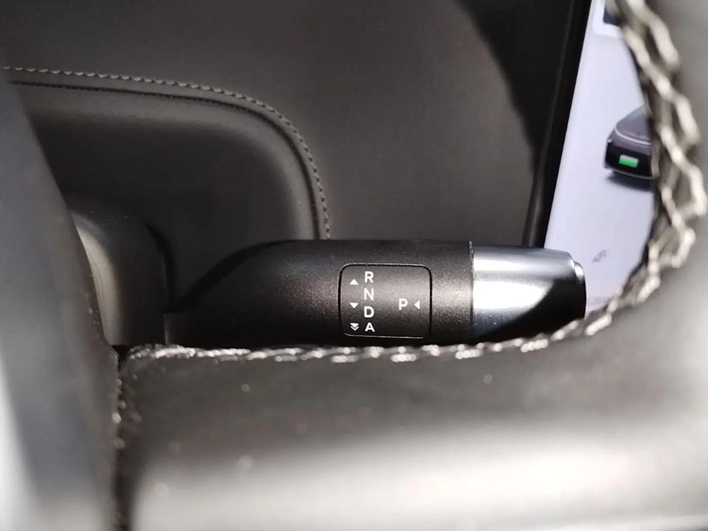 Li Auto L9 2022 Max model — миниатюра 16