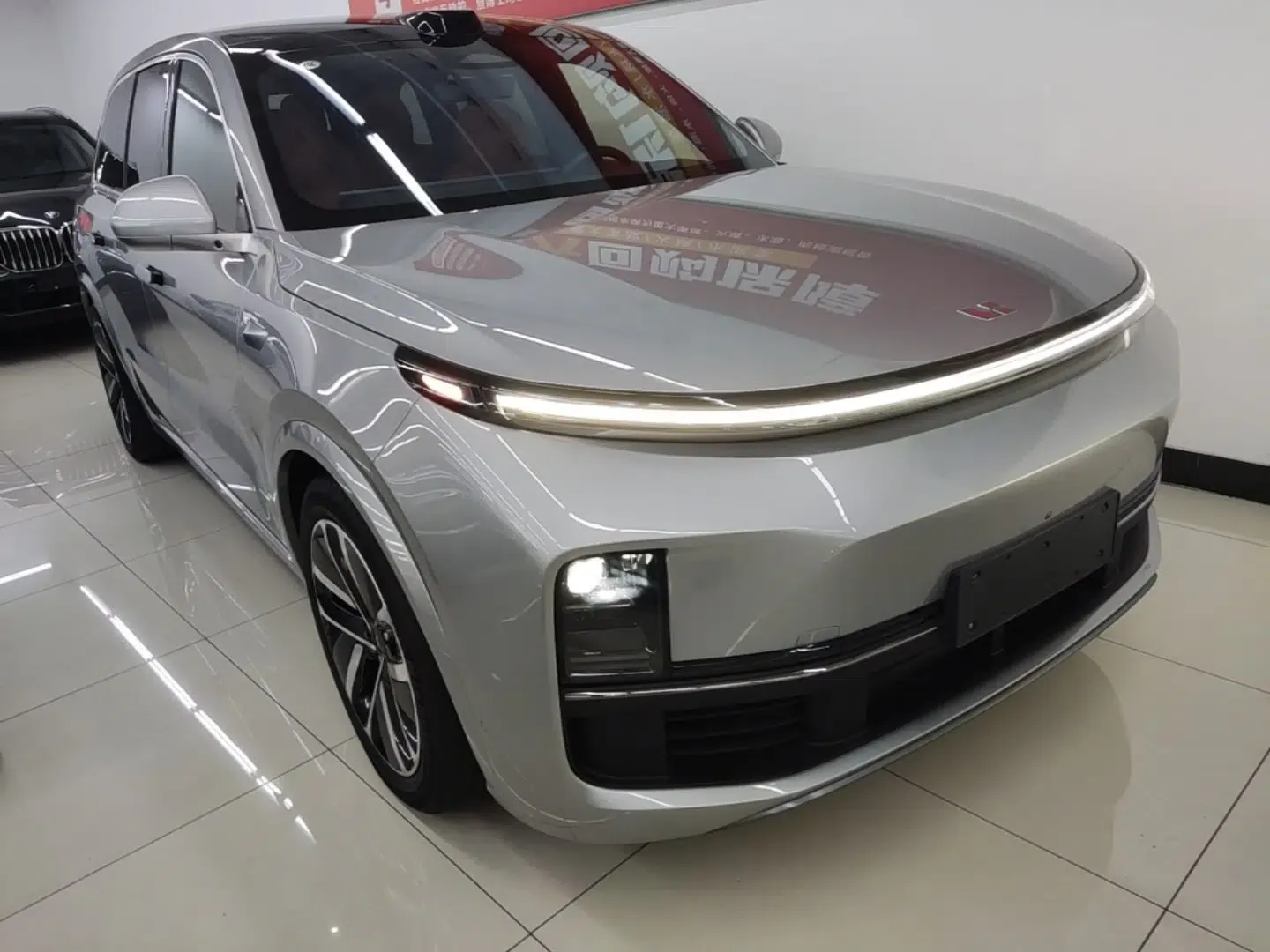 Li Auto L9 2022 Max model — миниатюра 3