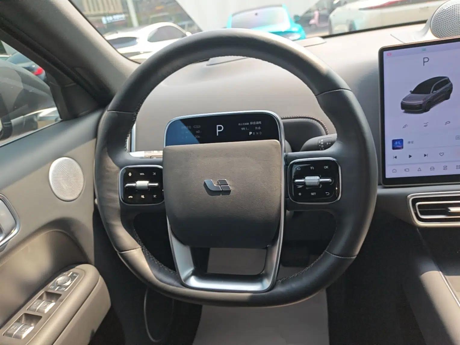 Li Auto L9 2022 Max model — миниатюра 18
