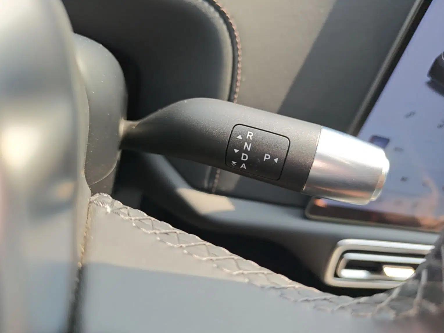 Li Auto L9 2022 Max model — миниатюра 21