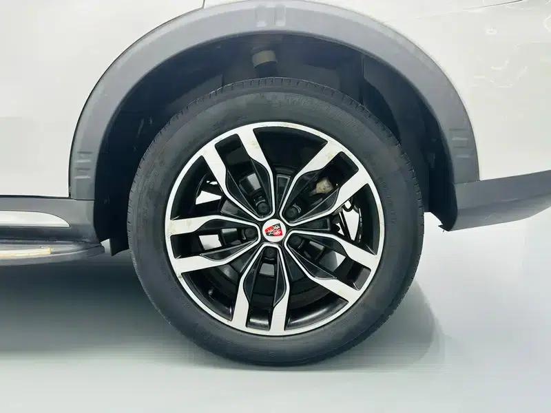Roewe RX5 2018 20T Two-Wheel Drive Automatic Internet Smart Supreme Edition — миниатюра 9