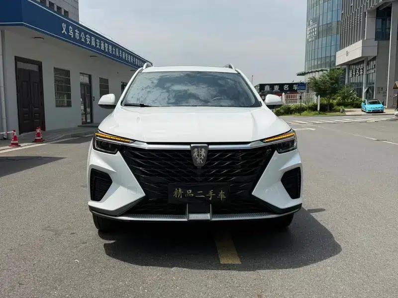 Roewe RX5 2025 PLUS 330TGI Automatic Trendsetting Smart Edition — миниатюра 2