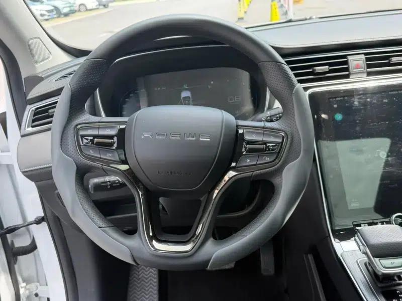 Roewe RX5 2025 PLUS 330TGI Automatic Trendsetting Smart Edition — миниатюра 12