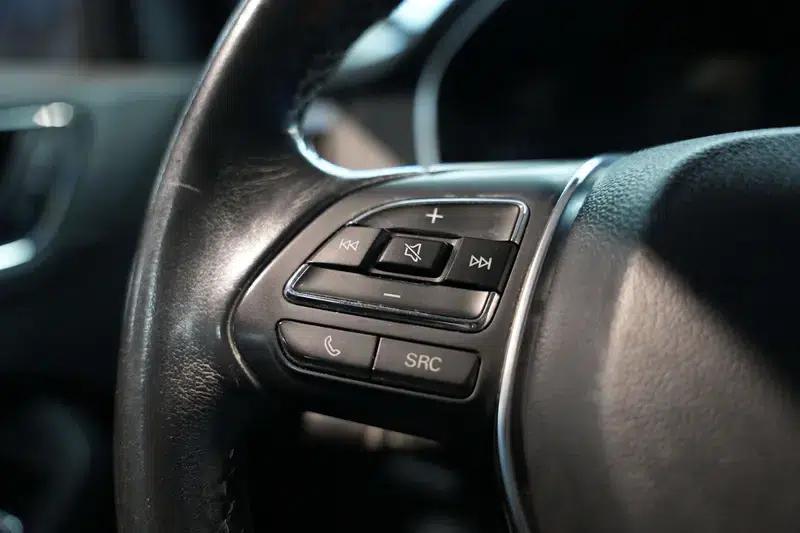 Roewe RX5 2016 20T Two-Wheel Drive Automatic Internet Smart Edition — миниатюра 16