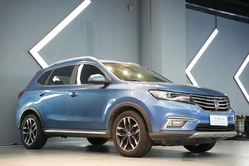 Roewe RX5 2016 20T Two-Wheel Drive Automatic Internet Smart Edition — миниатюра 3