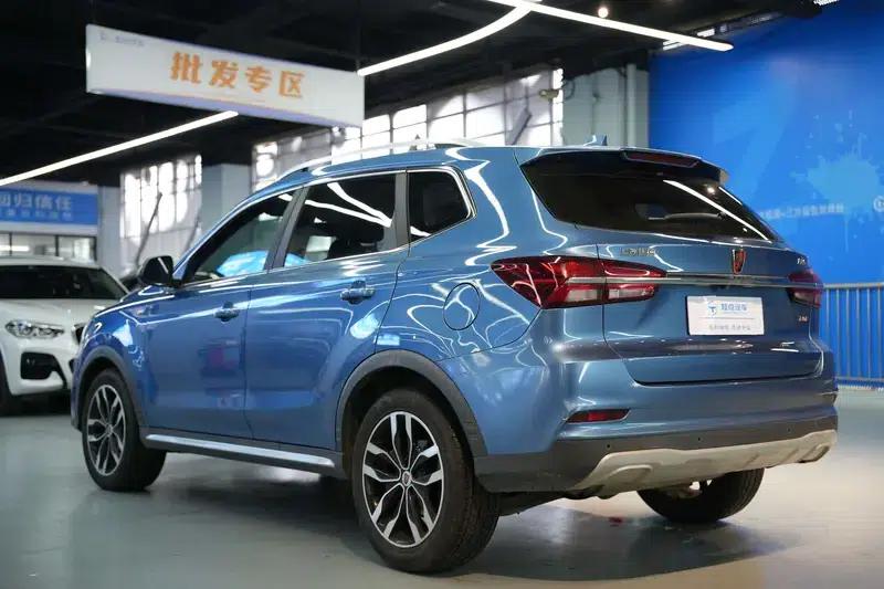 Roewe RX5 2016 20T Two-Wheel Drive Automatic Internet Smart Edition — миниатюра 4