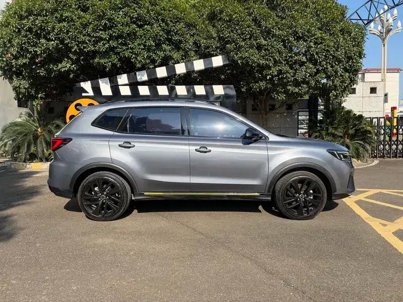 Roewe RX5 2021 PLUS 330TGI Automatic National Trend Smart Supreme Edition — миниатюра 5