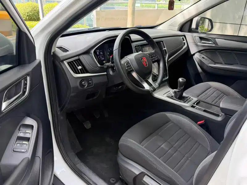 Roewe RX5 2020 20T Automatic 4G Connected Million Edition — миниатюра 8