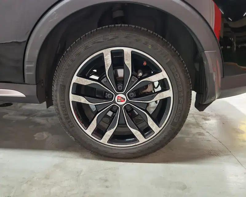 Roewe RX5 2016 20T Two-Wheel Drive Automatic Internet Smart Edition — миниатюра 9