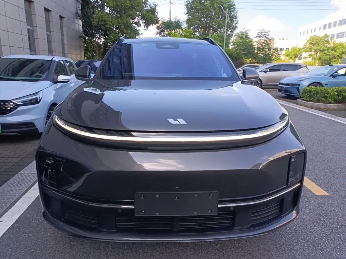 Li Auto L7 2023 Pro Model — миниатюра 2