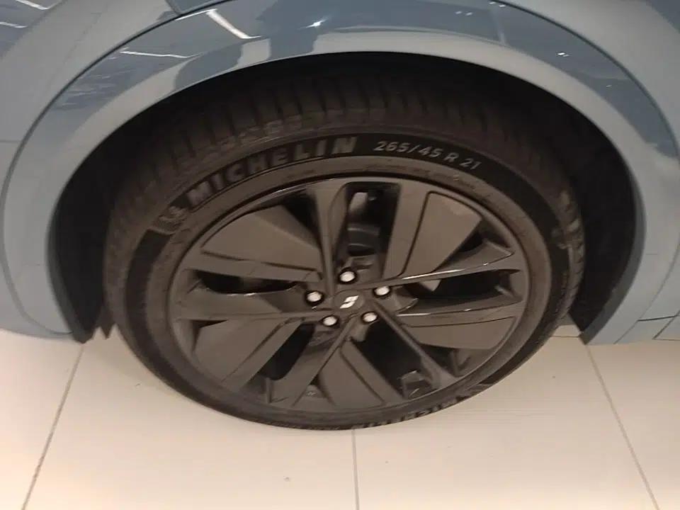 Li Auto L7 2023 Max model — миниатюра 10