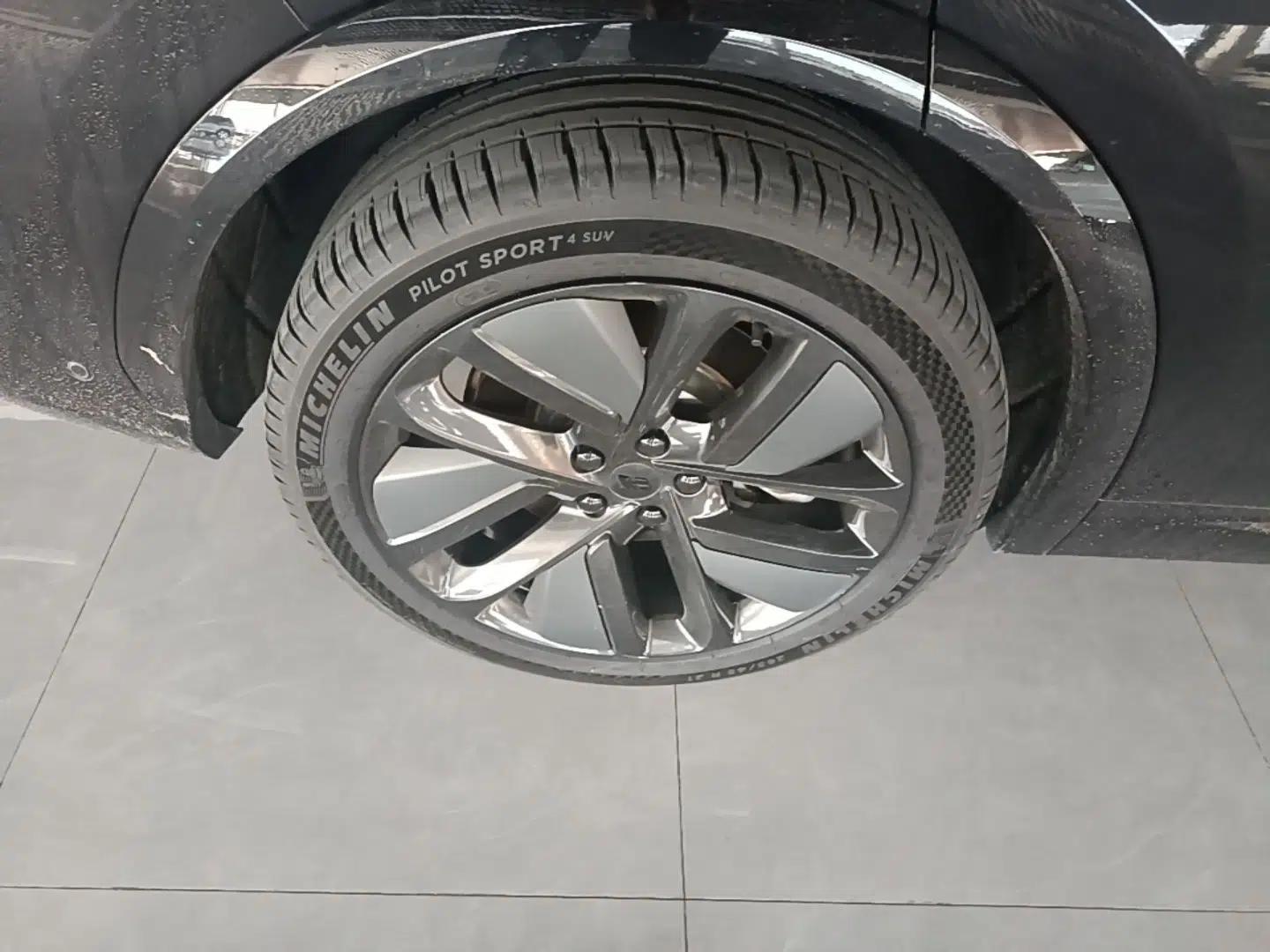 Li Auto L7 2023 Max model — миниатюра 11