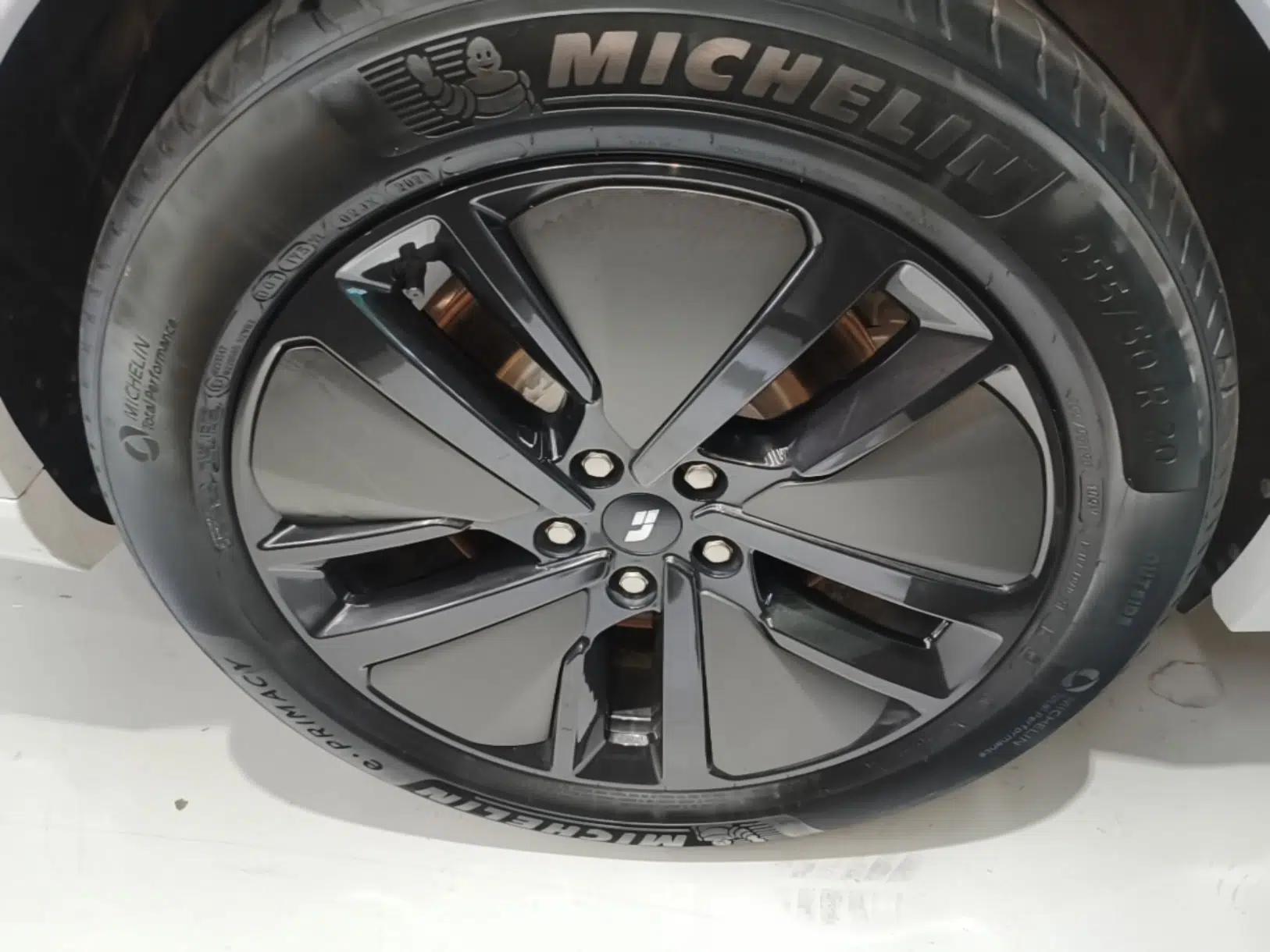 Li Auto L7 2024 MAX Model — миниатюра 11