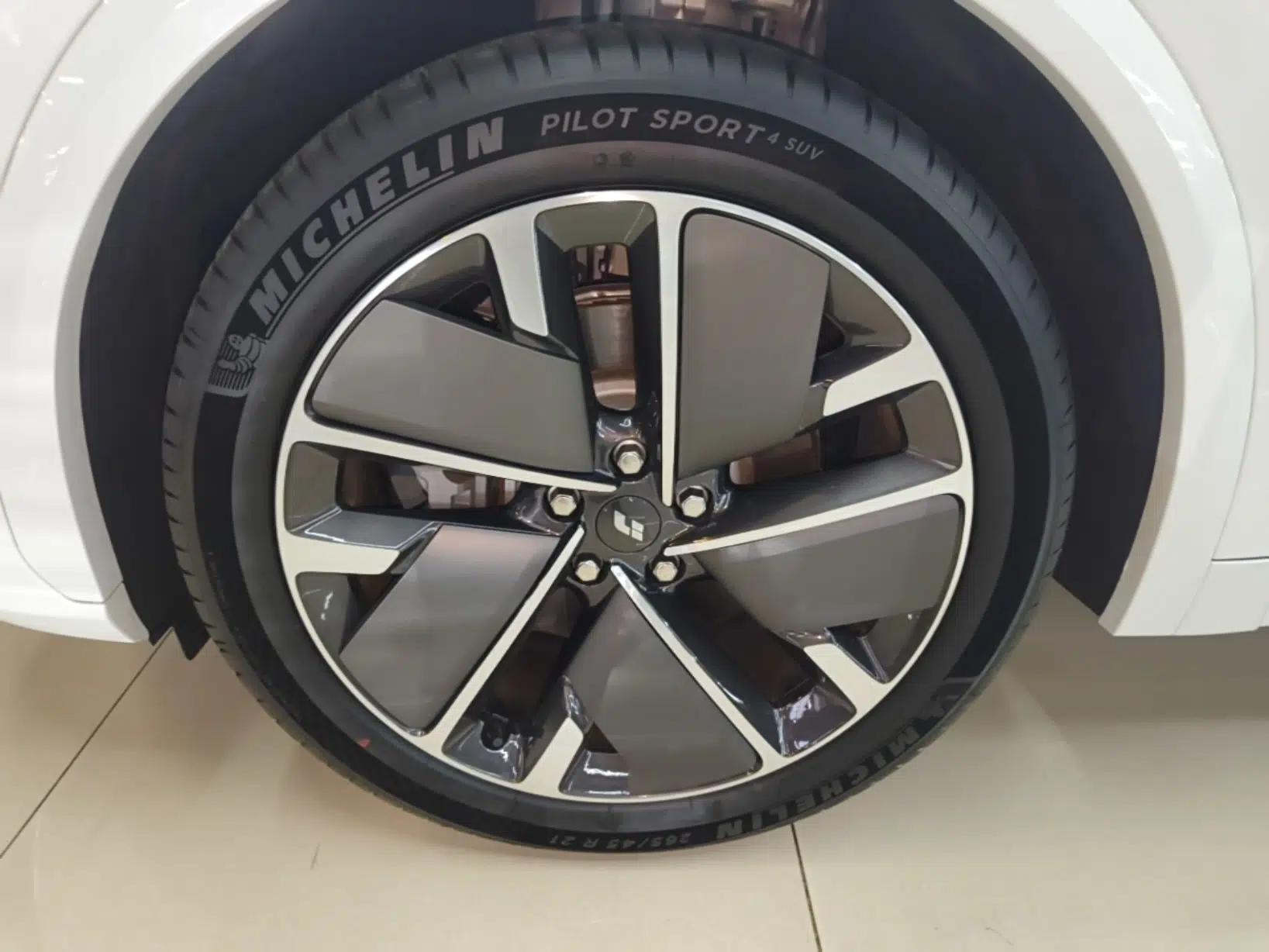 Li Auto L7 2025 Ultra Smart Refreshed Edition — миниатюра 10