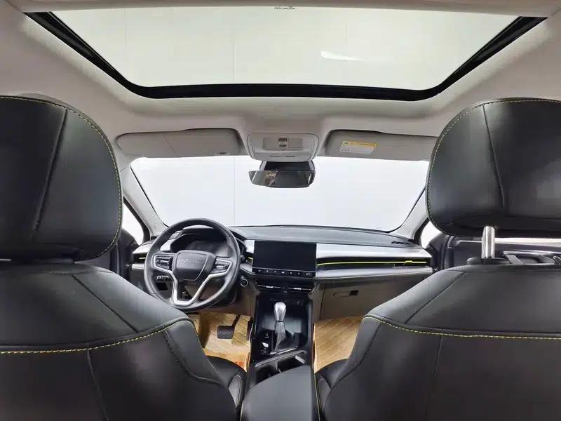 Roewe i5 2021 1.5L CVT Star Edition — миниатюра 12