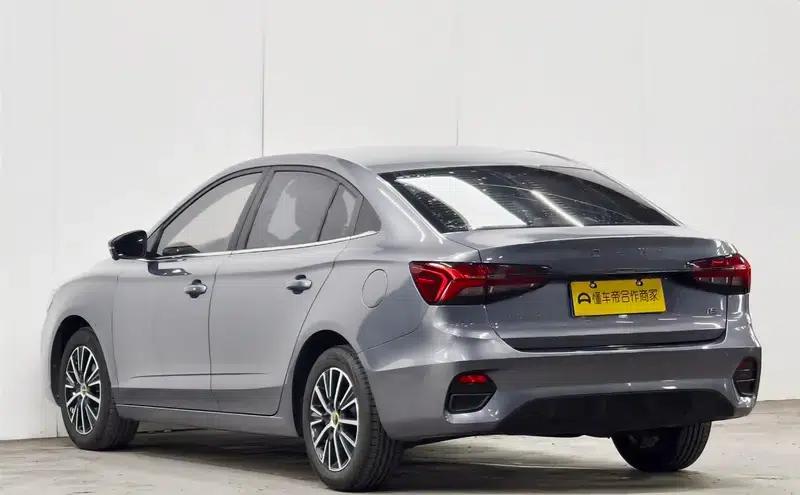 Roewe i5 2021 1.5L CVT Star Edition — миниатюра 5