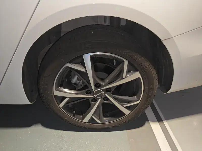 Roewe i5 2024 1.5L CVT Premium Edition — миниатюра 20