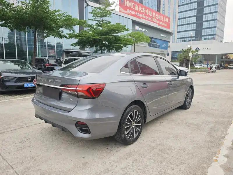 Roewe i5 2021 1.5L CVT Diamond Edition — миниатюра 6