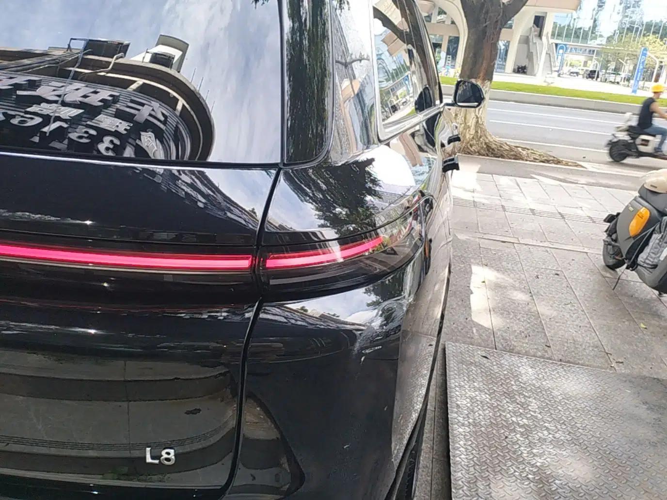 Li Auto L8 2023 Pro Model — миниатюра 14