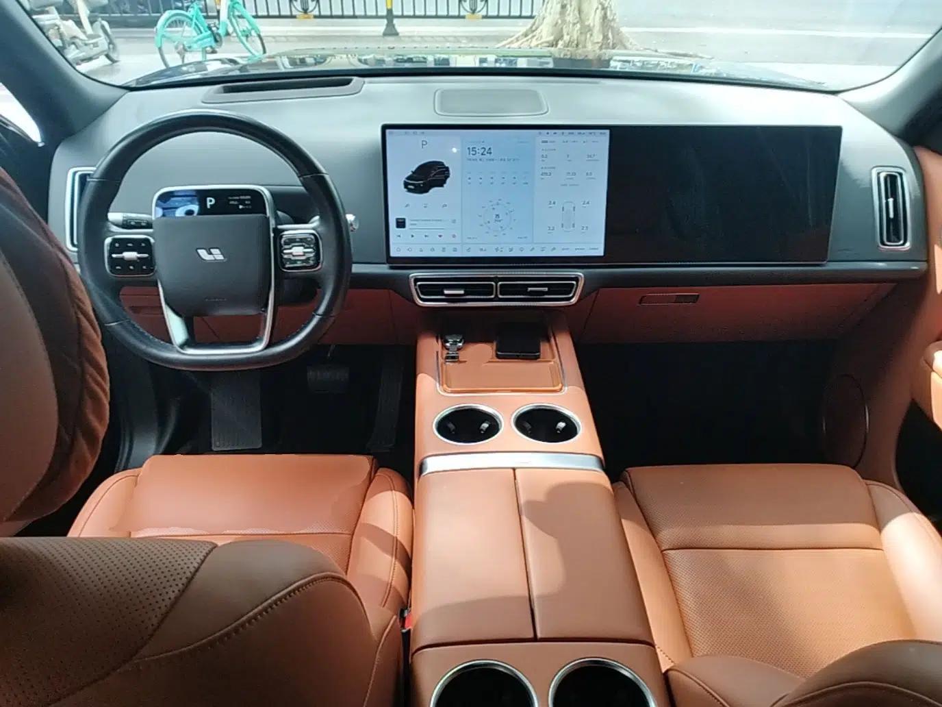 Li Auto L8 2023 Pro Model — миниатюра 17