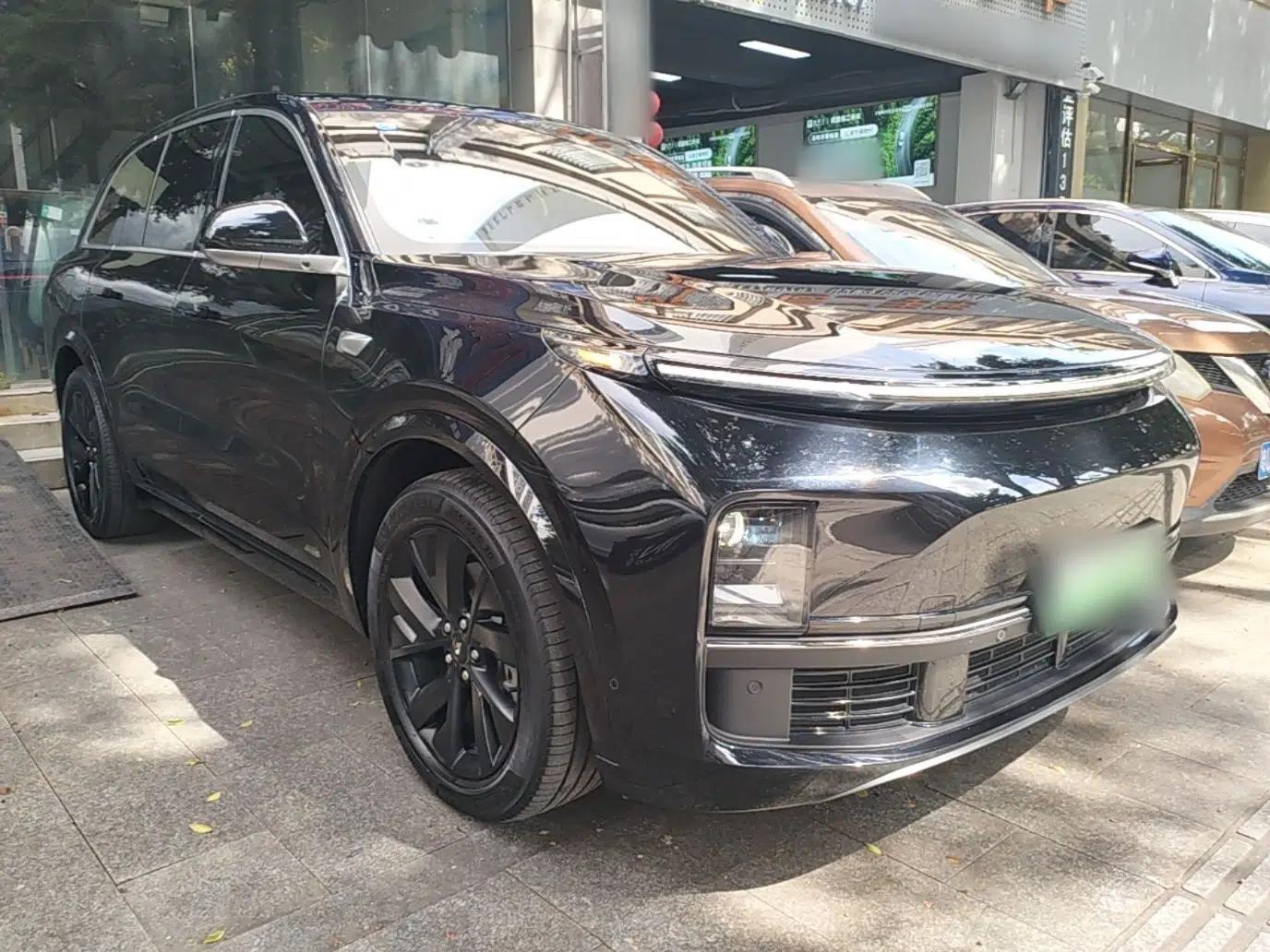 Li Auto L8 2023 Pro Model — миниатюра 3