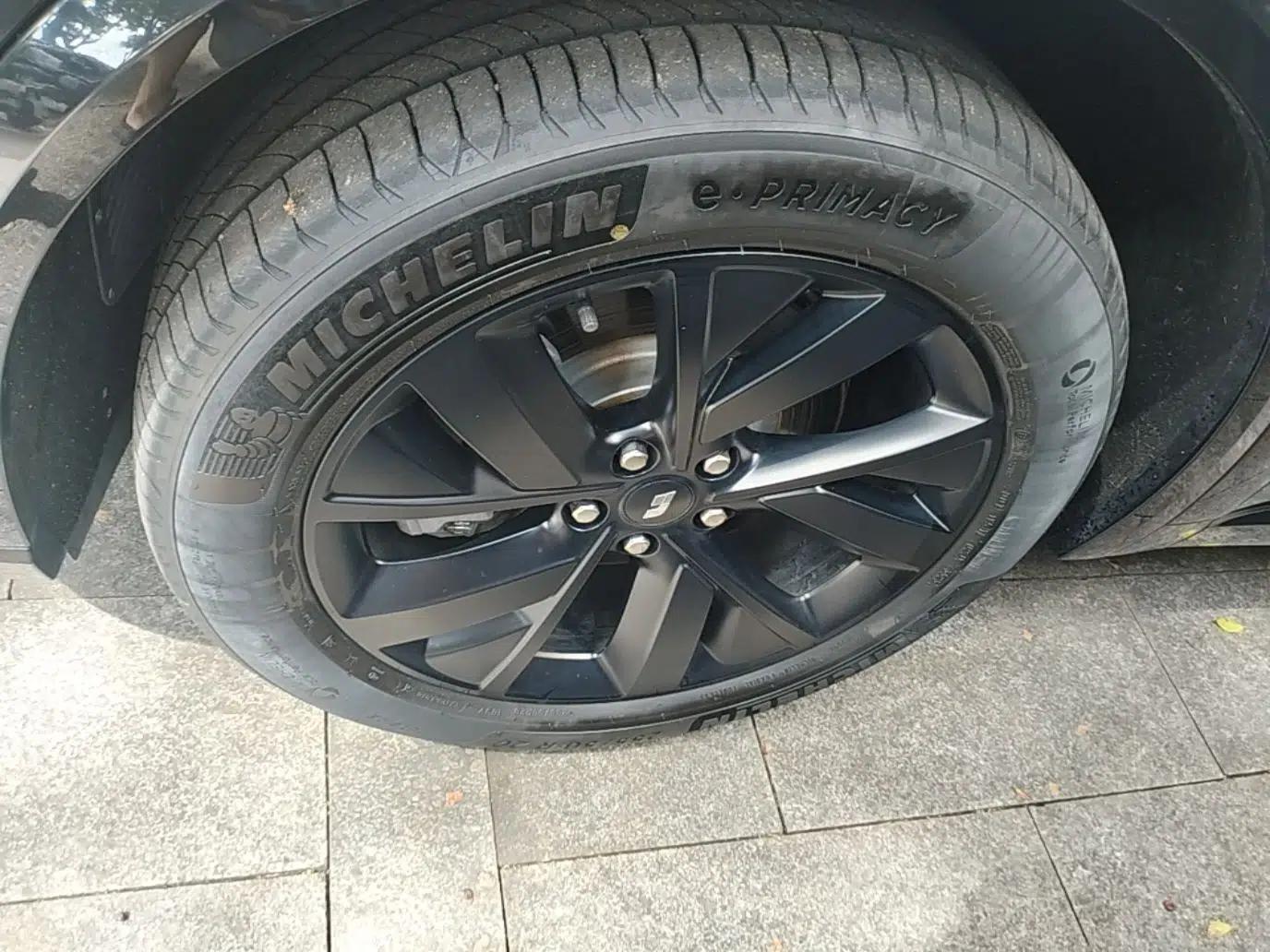 Li Auto L8 2023 Pro Model — миниатюра 10