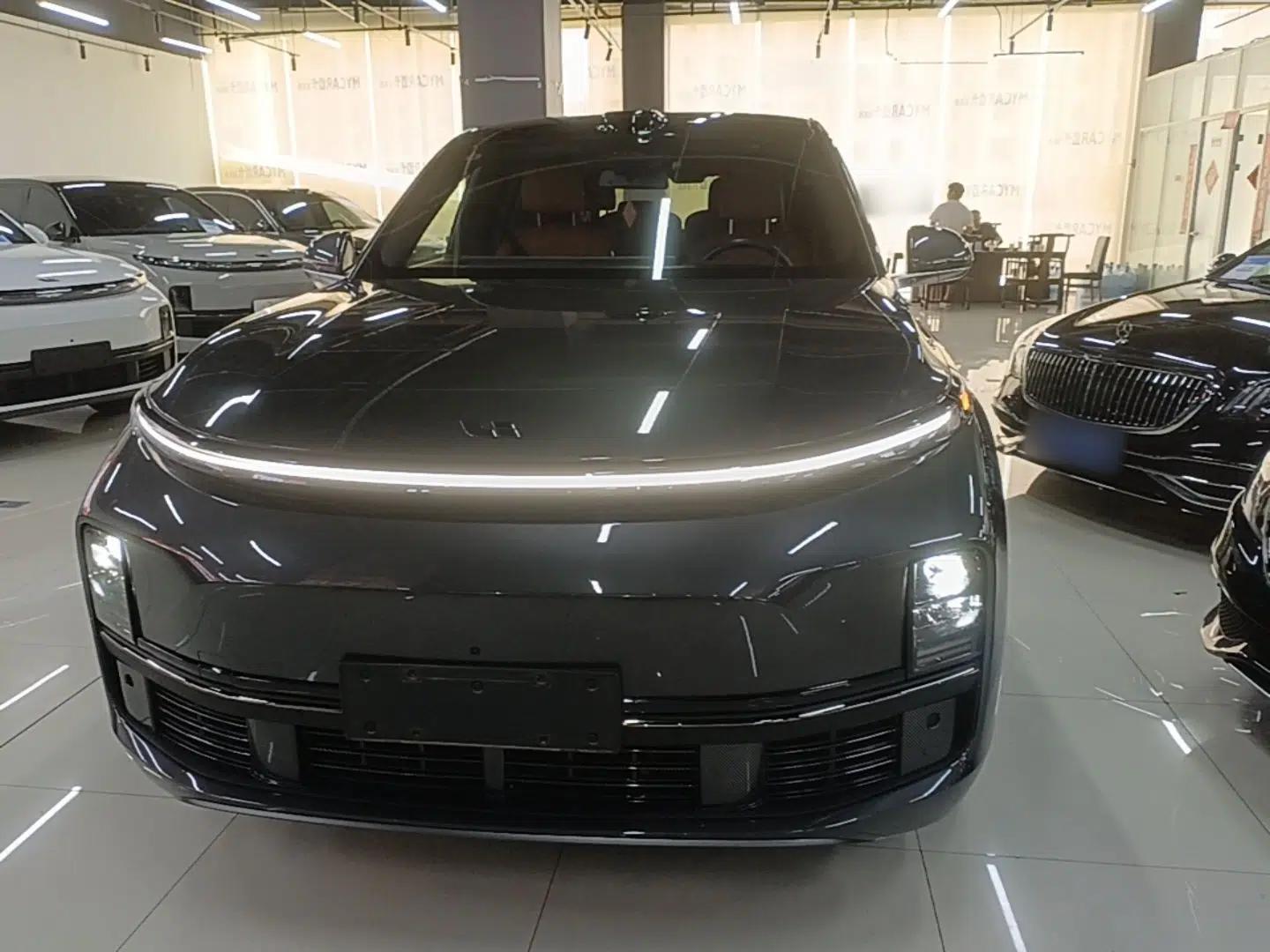 Li Auto L8 2024 Max — миниатюра 2