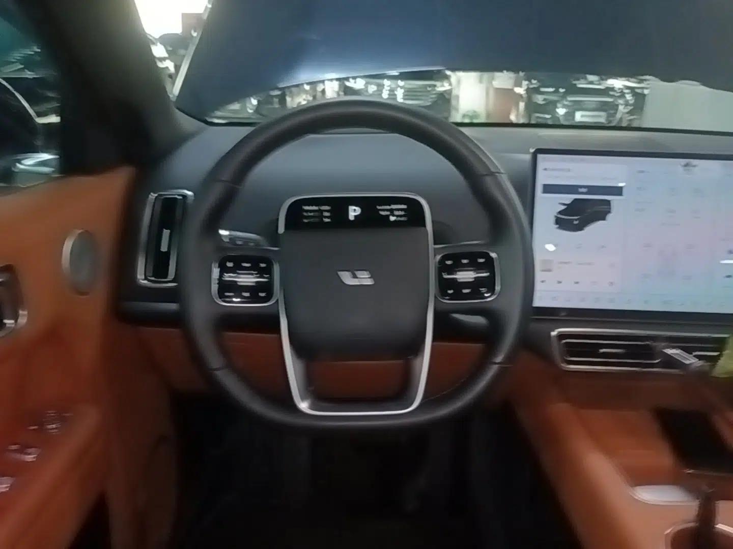 Li Auto L8 2023 Pro Model — миниатюра 13