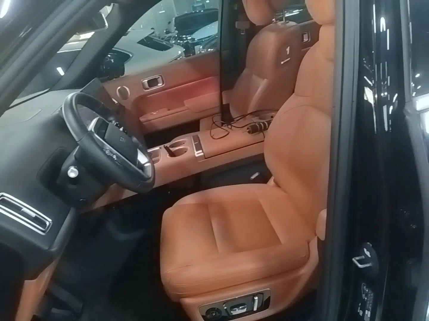 Li Auto L8 2023 Pro Model — миниатюра 17