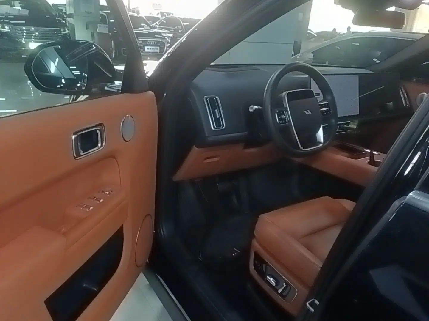 Li Auto L8 2023 Pro Model — миниатюра 18