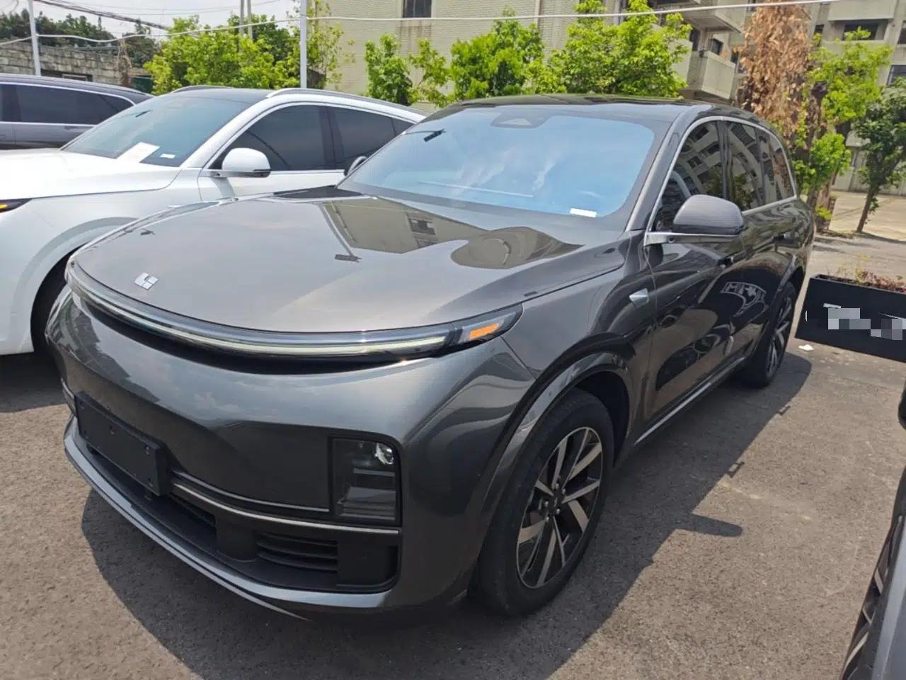 Li Auto L8 2023 Air model — миниатюра 1