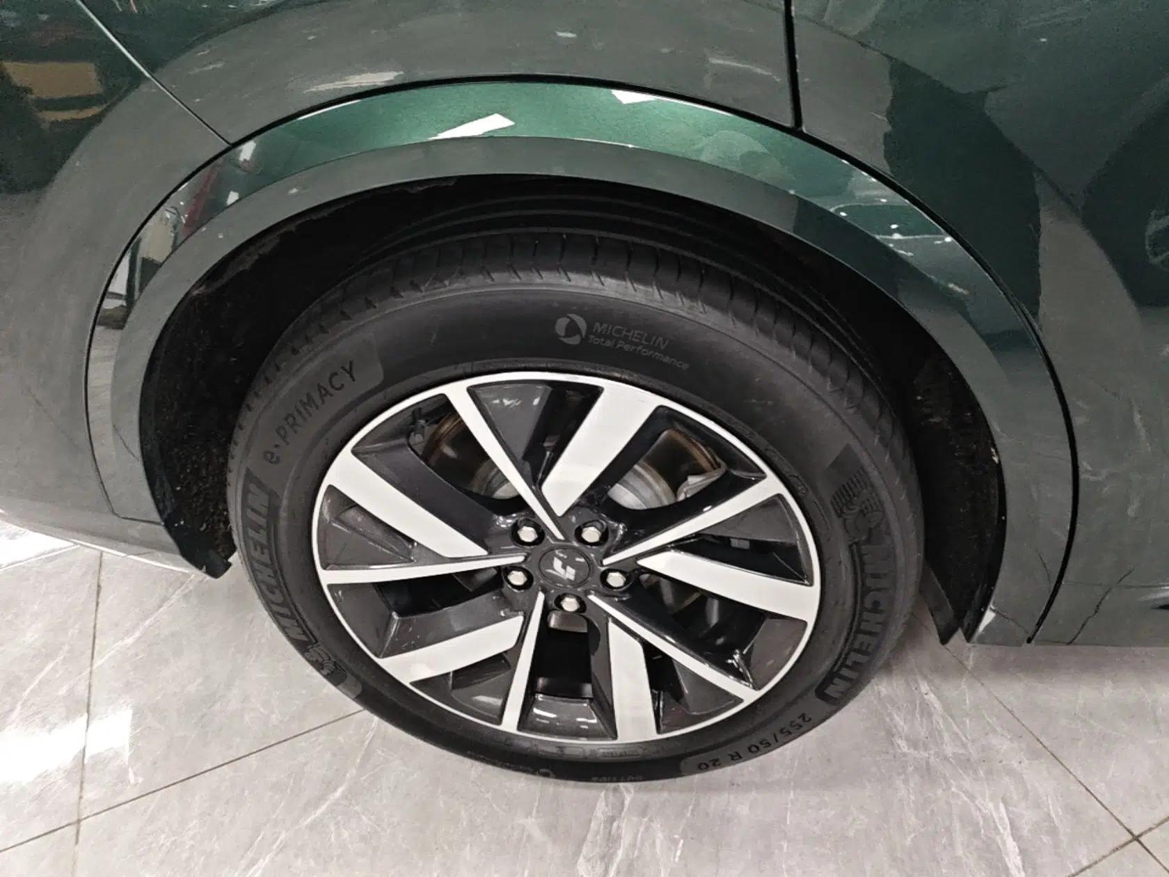 Li Auto L8 2023 Pro Model — миниатюра 16