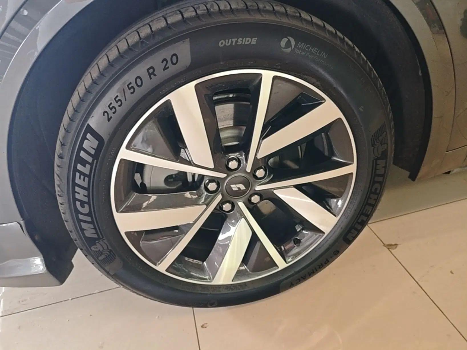 Li Auto L8 2023 Pro Model — миниатюра 10