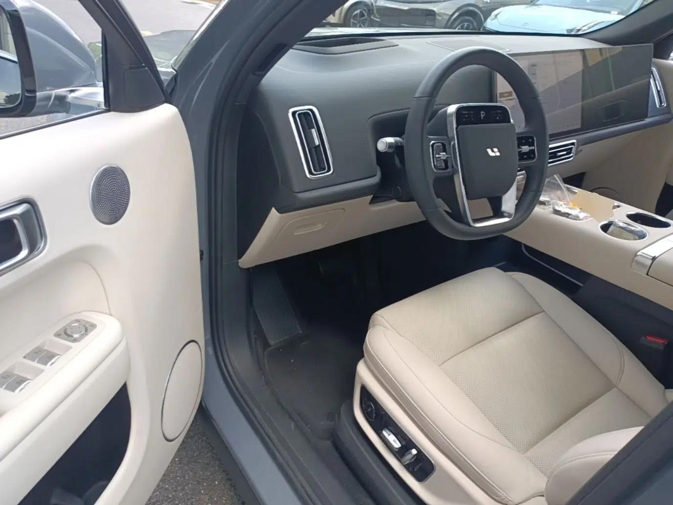 Li Auto L8 2025 Max Smart Refresh Edition — миниатюра 23