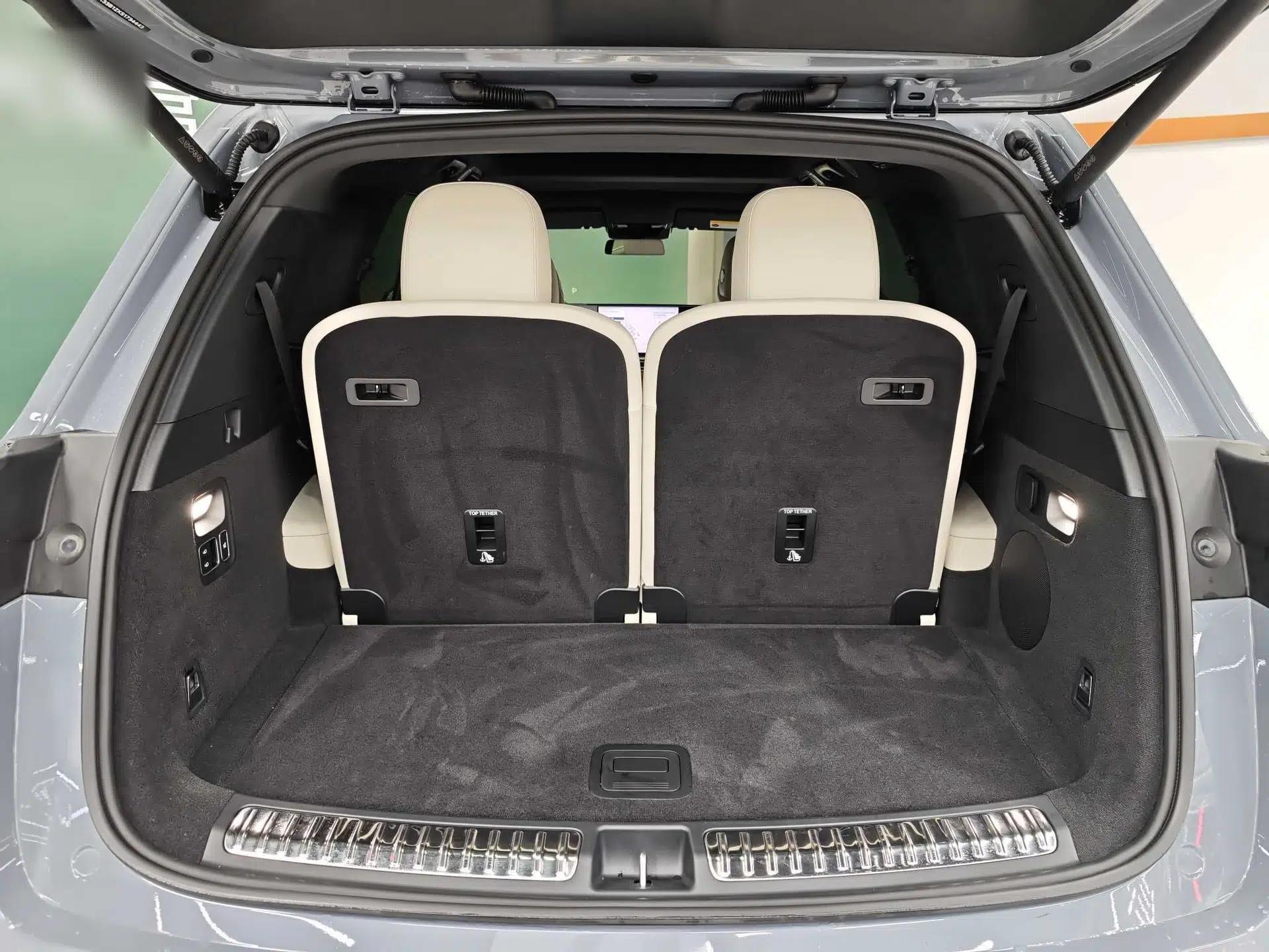 Li Auto L8 2025 Max Smart Refresh Edition — миниатюра 31