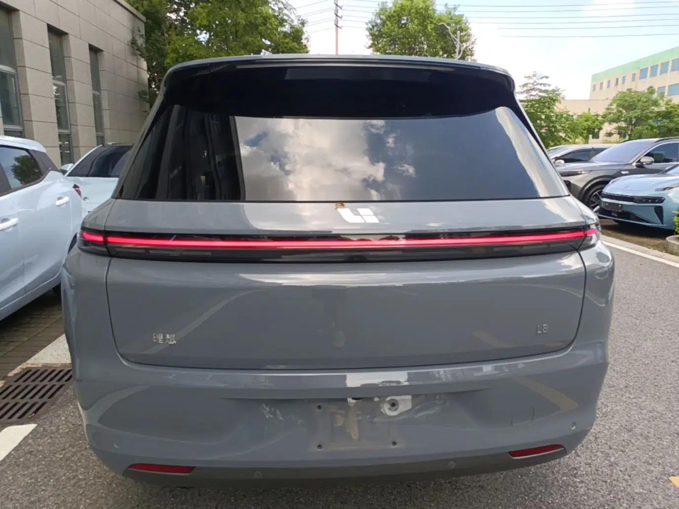 Li Auto L8 2025 Max Smart Refresh Edition — миниатюра 5