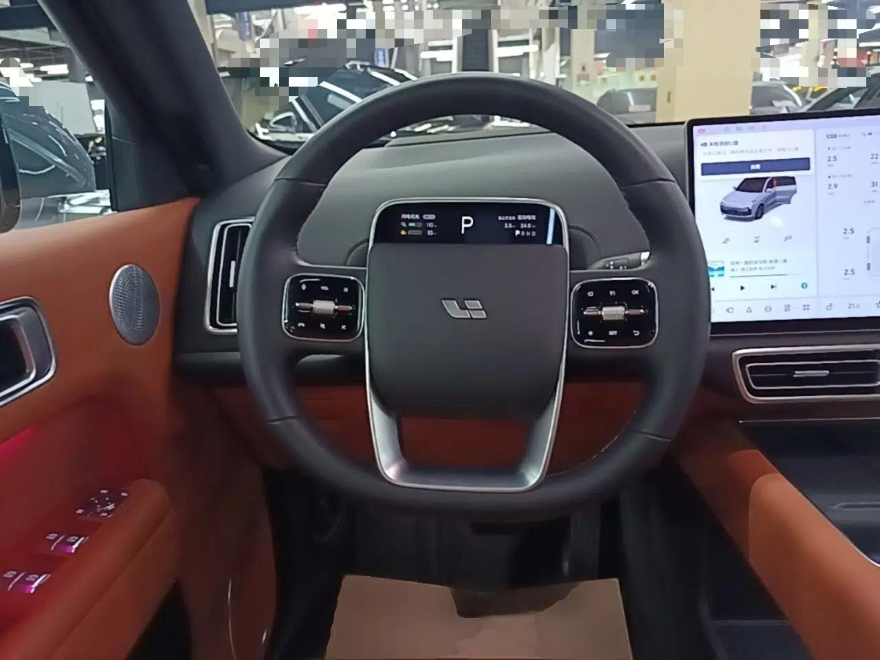 Li Auto L8 2025 Max Smart Refresh Edition — миниатюра 13