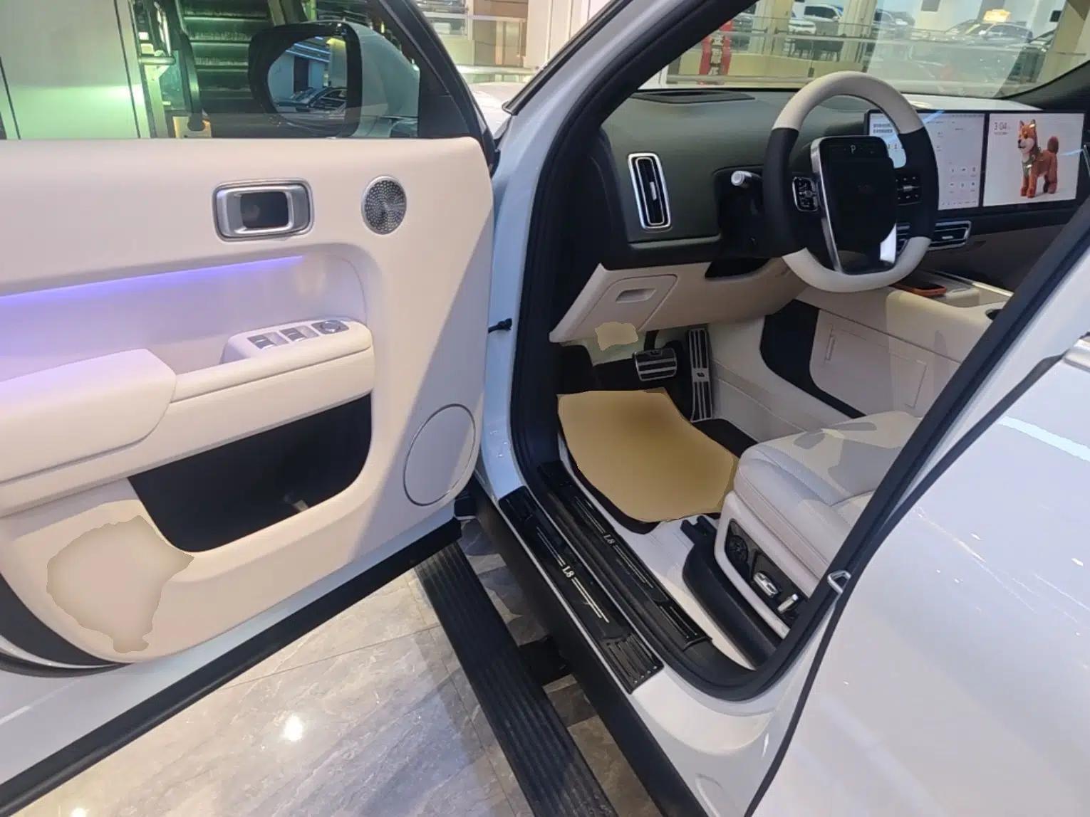Li Auto L8 2025 Ultra Smart Refreshed Edition — миниатюра 23