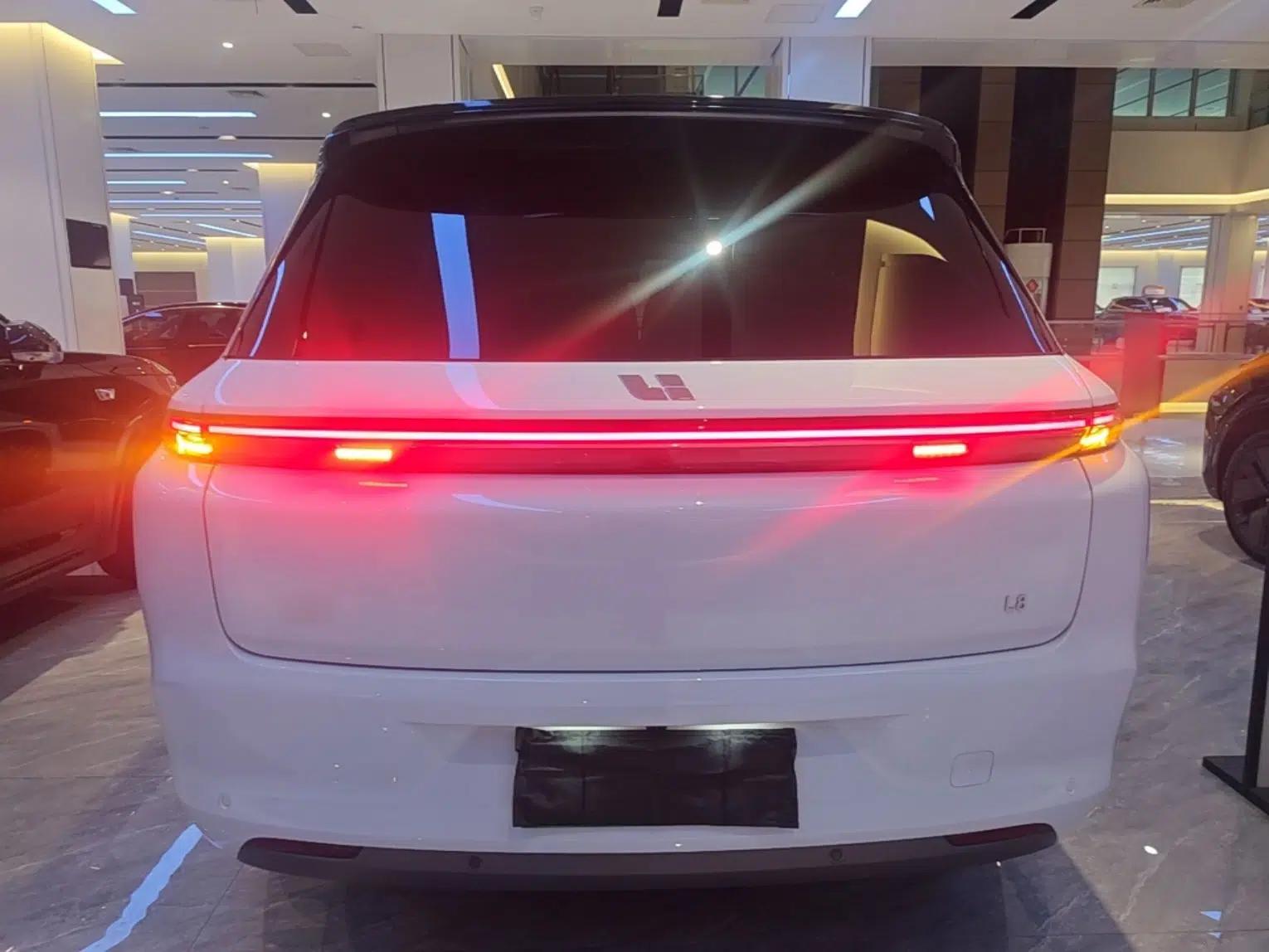 Li Auto L8 2025 Ultra Smart Refreshed Edition — миниатюра 5