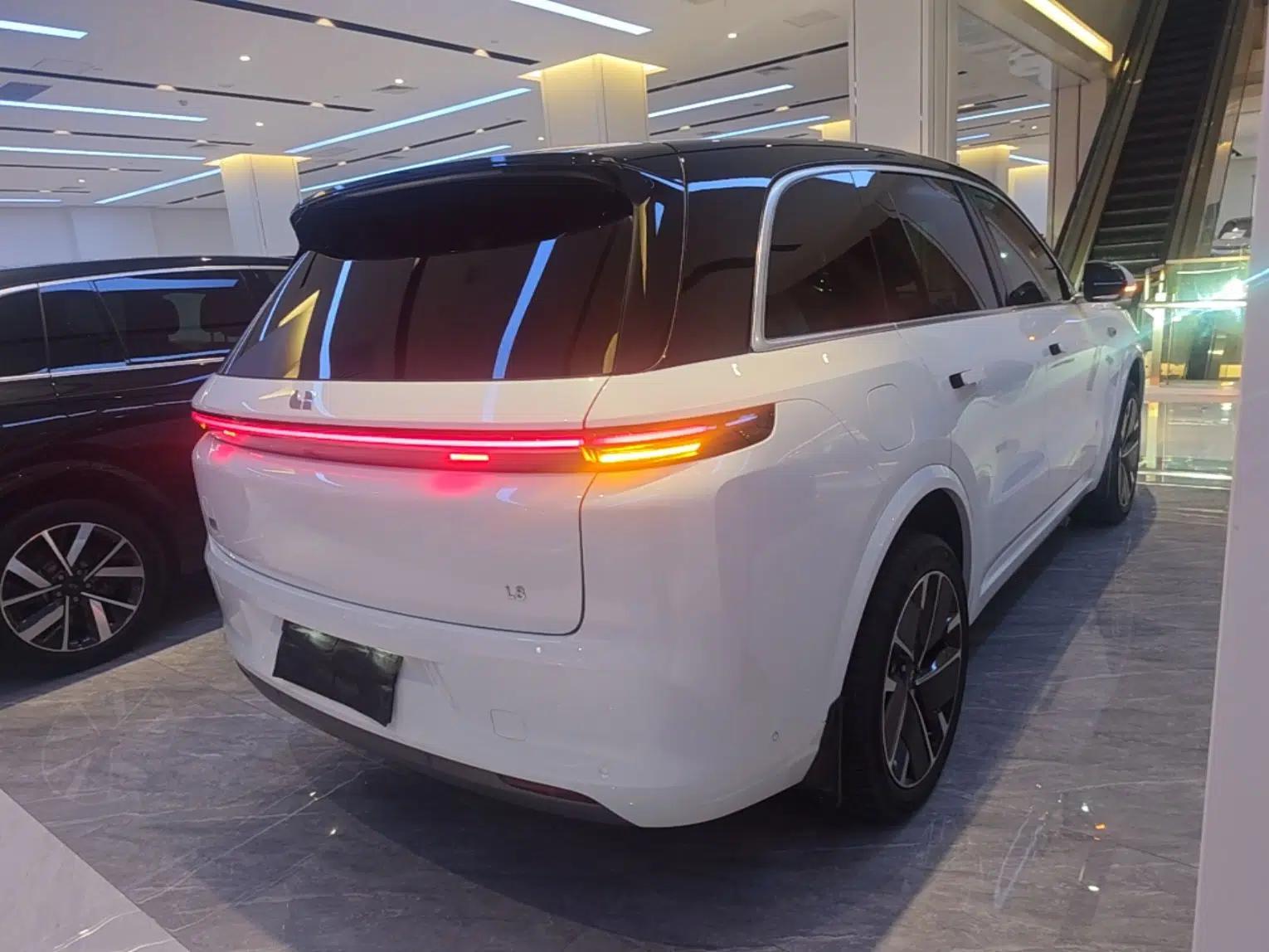 Li Auto L8 2025 Ultra Smart Refreshed Edition — миниатюра 6
