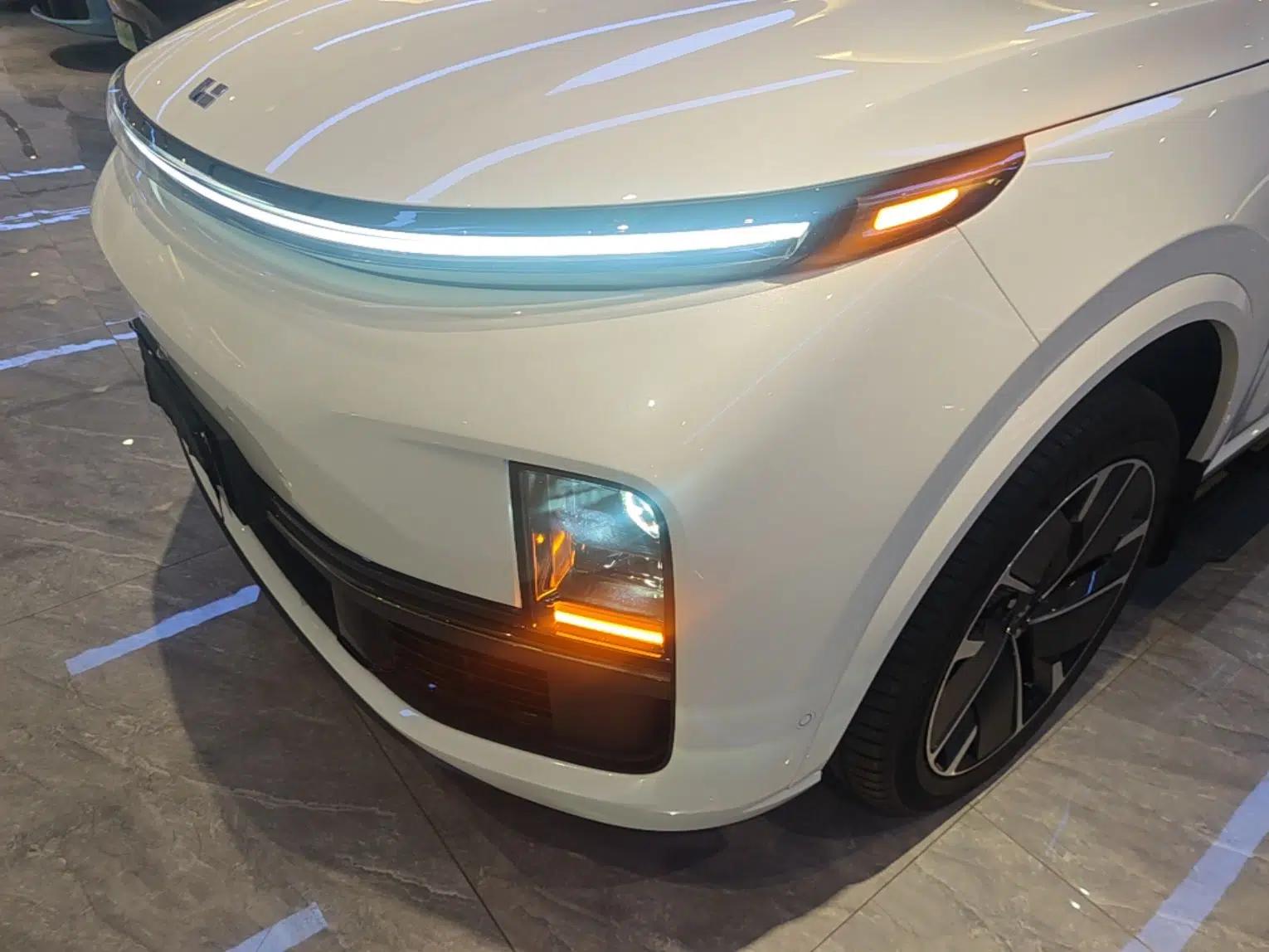 Li Auto L8 2025 Ultra Smart Refreshed Edition — миниатюра 8