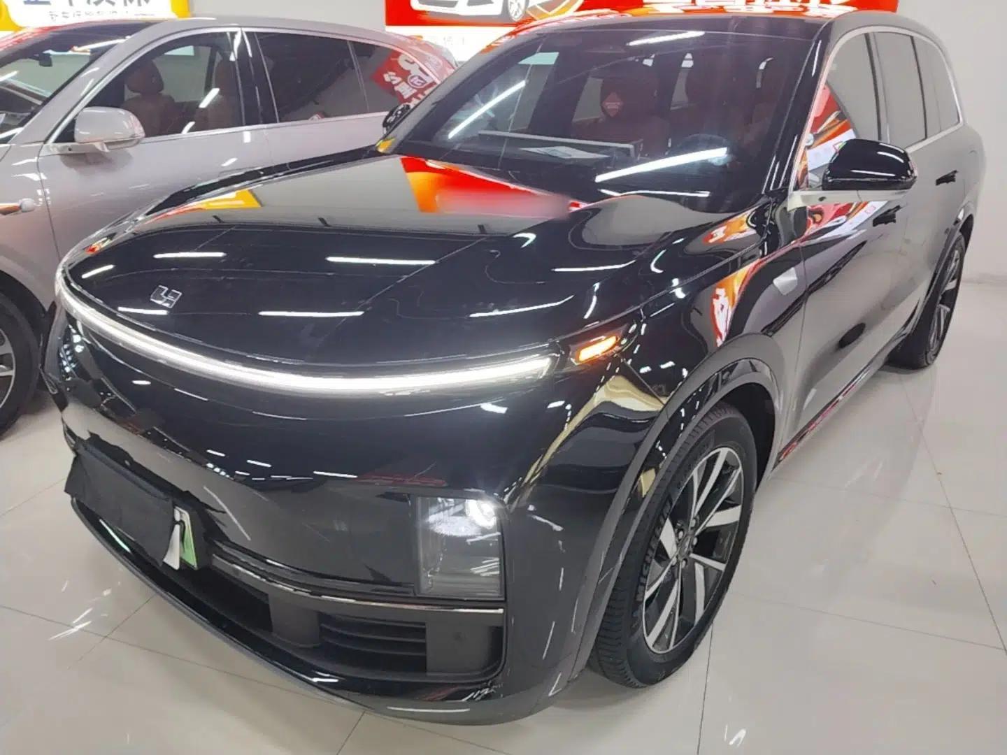 Li Auto L8 2023 Pro Model — миниатюра 1
