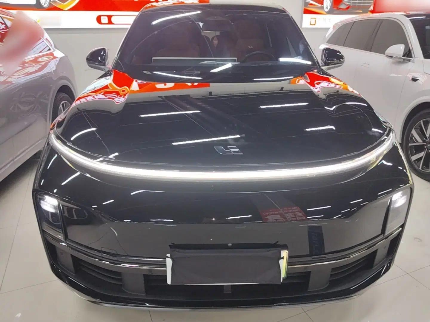 Li Auto L8 2023 Pro Model — миниатюра 2